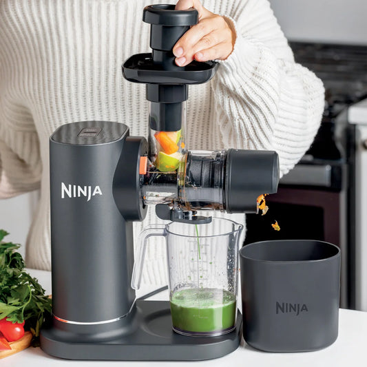 Ninja NeverClog - Extracteur de jus à froid avec pichet à jus de 940 ml et récipient à pulpe de 123 ml