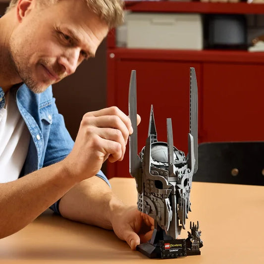LEGO Icons Le Seigneur des Anneaux : Le Casque de Sauron - 11373