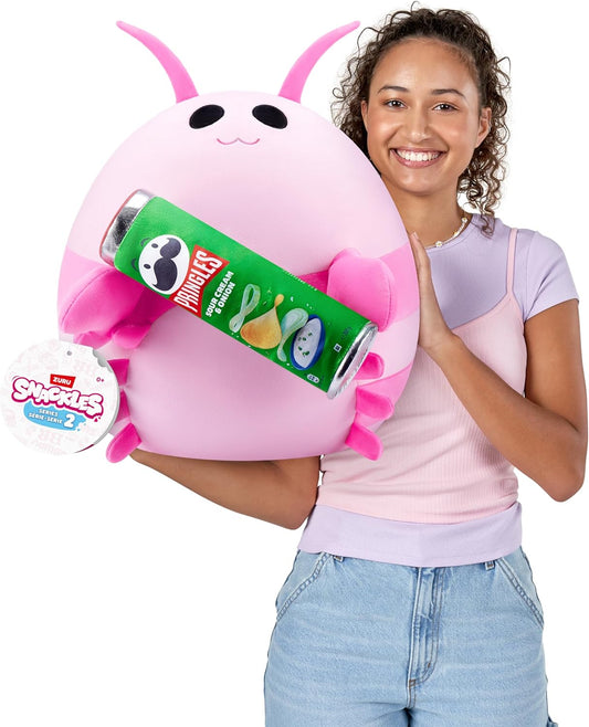 SNACKLES Series 2 - Peluche Crevette rose et pringles crème sure et oignon - 35,6 cm